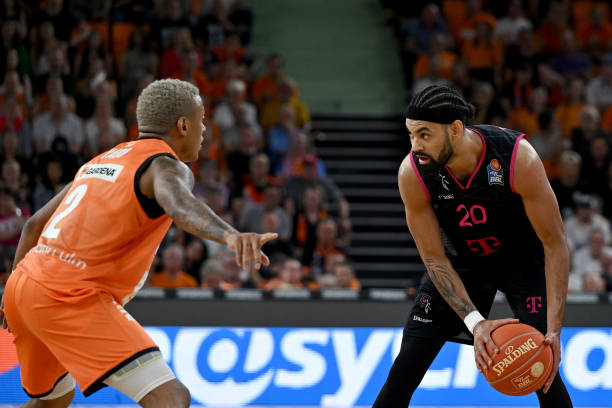 间型内线的 间型内线的